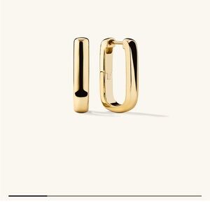 Mejuri Elegant Gold Hoop Earrings